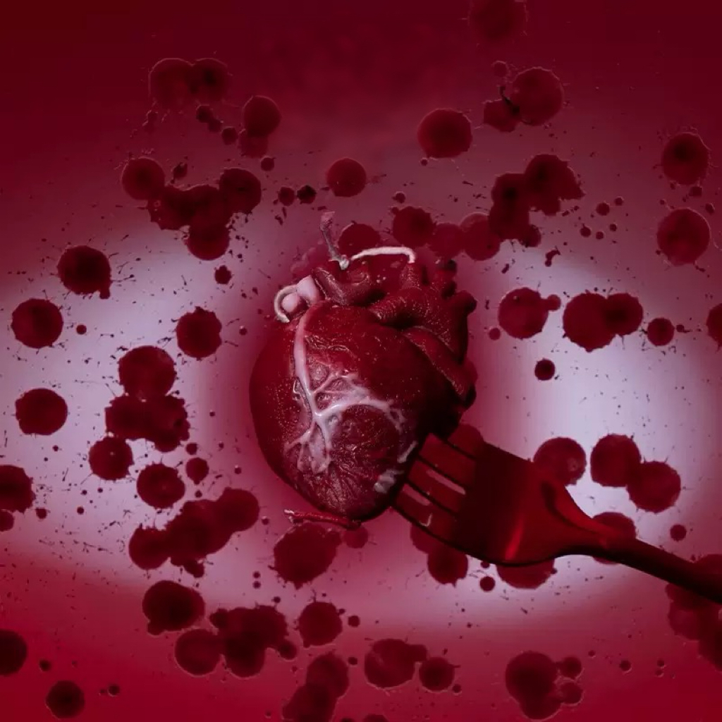 dluveys heart low temperature candle (copy)