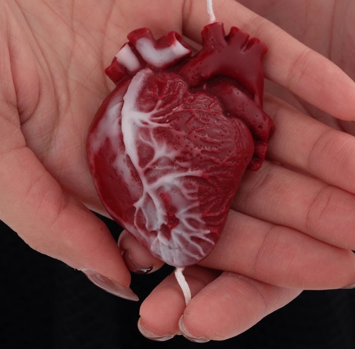 heart low temperature candle